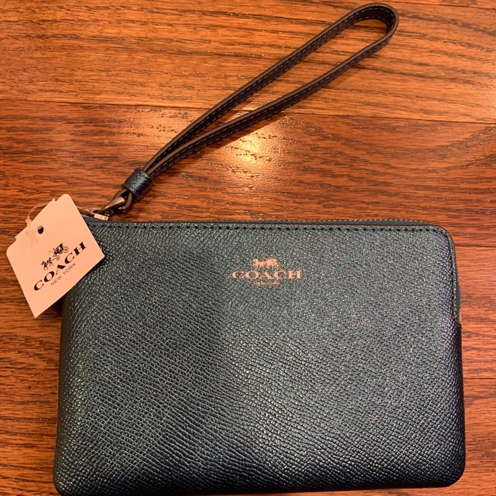 Coach wristlet New with tags